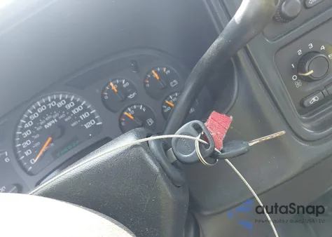 2004 Chevrolet Silverado 1500 Work Truck z USA, uszkodzony, nr VIN 1GCEK14V14E211793